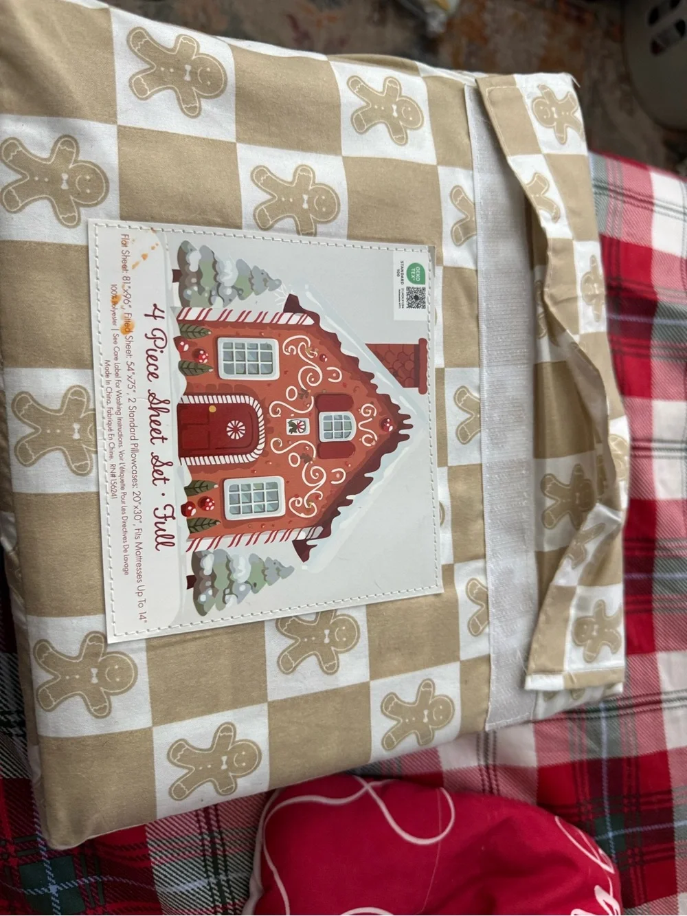 & Other Stories Tan and Cream Gingerbread Check Holiday Sheet Set